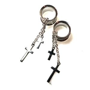 .5" silver guages with cross accente